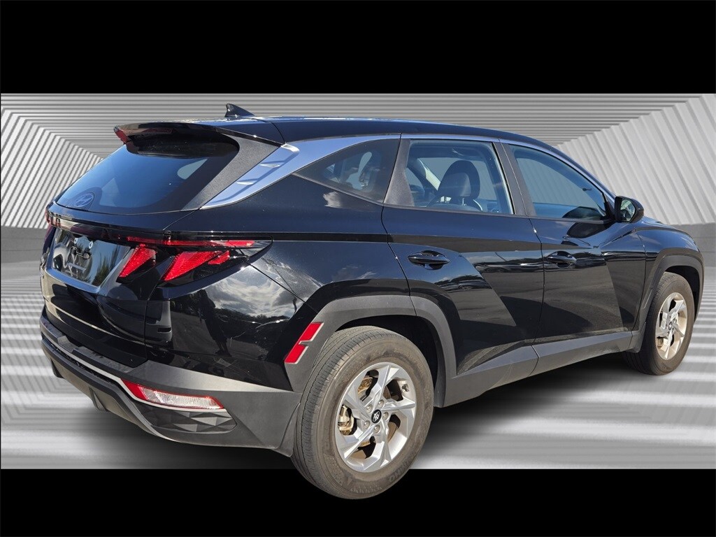 2023 Hyundai Tucson SE photo 4