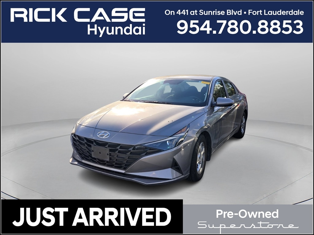 2023 Hyundai Elantra SE