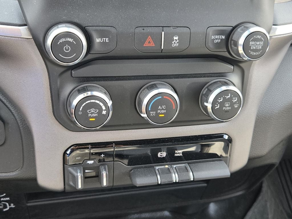 2024 RAM Ram 2500 Pickup Big Horn - Photo 18