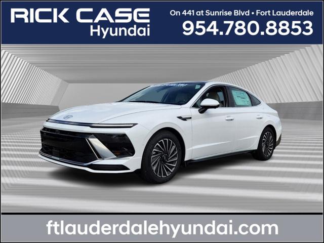 2025 Hyundai Sonata Hybrid Sedan 