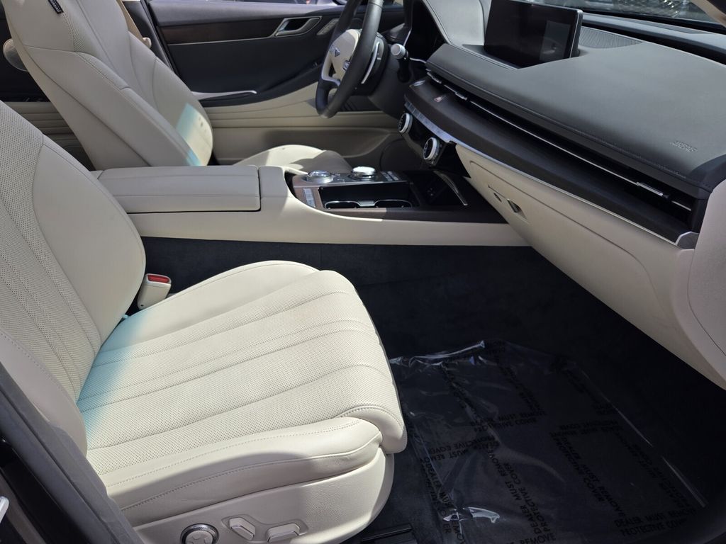 2024 GENESIS G80 Base - Photo 16