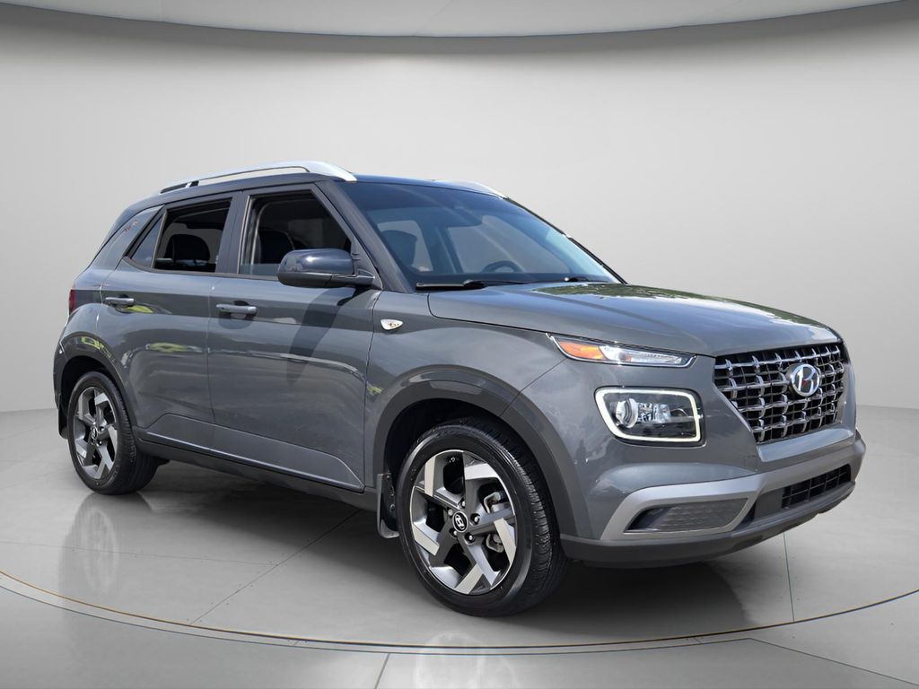 2024 Hyundai Venue Limited - Photo 9