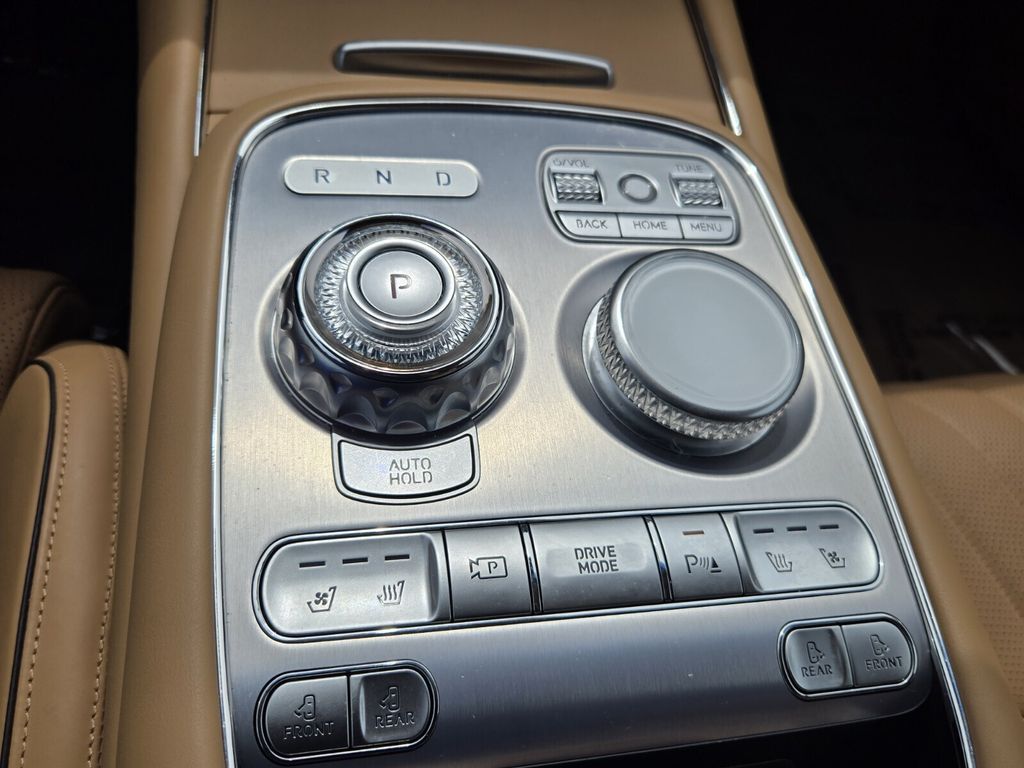 2025 GENESIS G90 Base - Photo 18