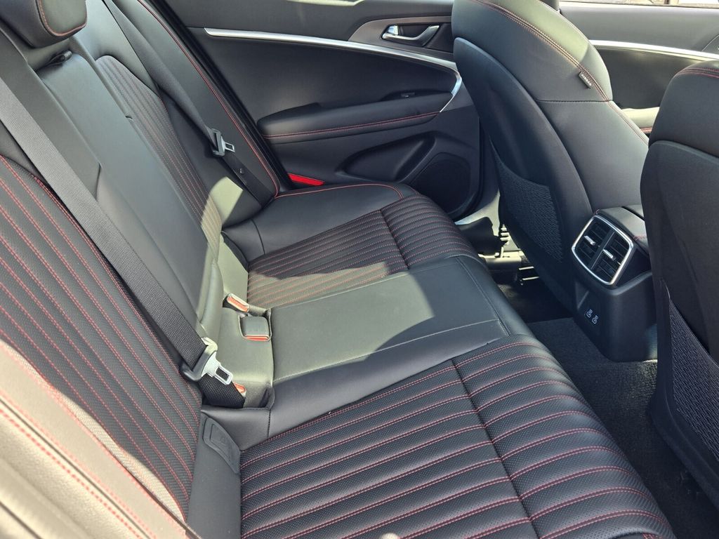 2026 GENESIS G70 Sport Prestige - Photo 15
