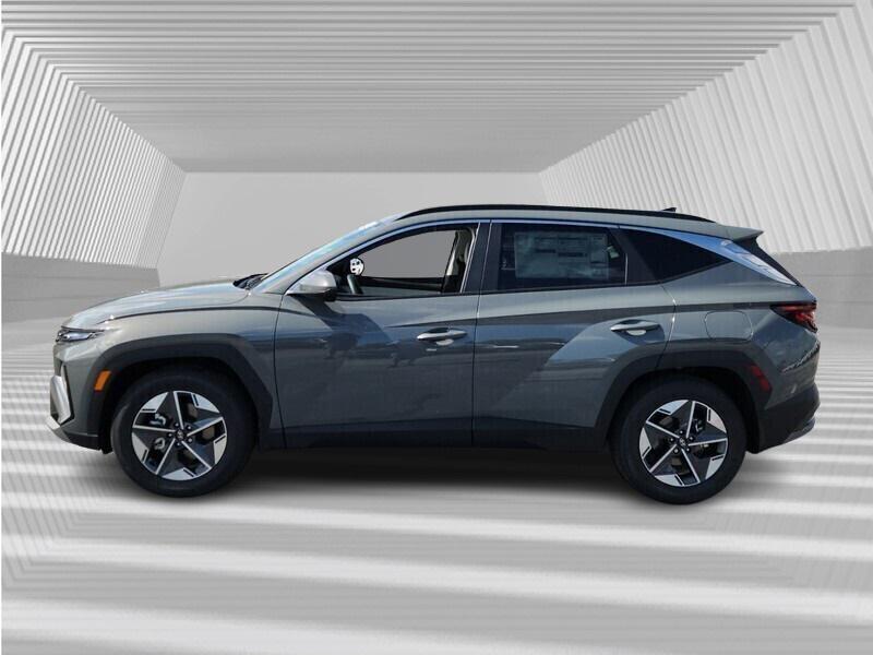 2026 Hyundai Tucson SEL photo 2
