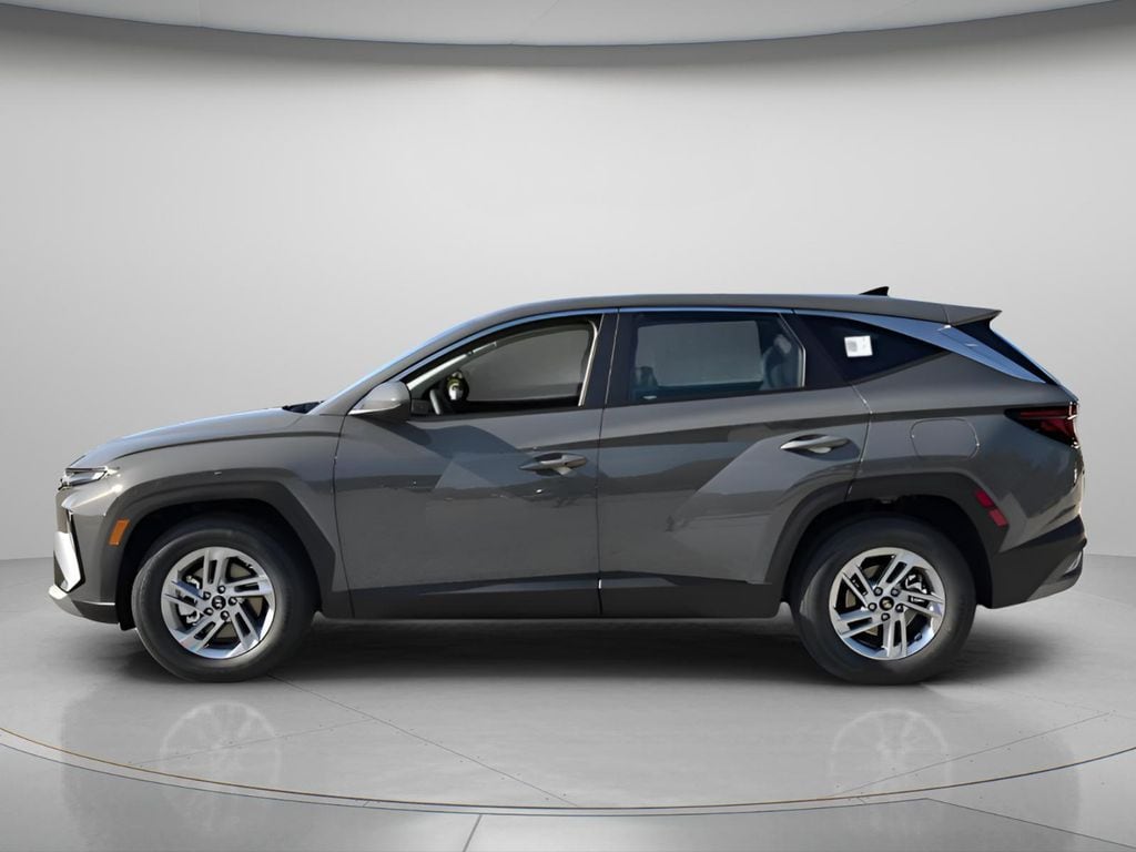 New 2026 Hyundai Tucson SE FWD SUV