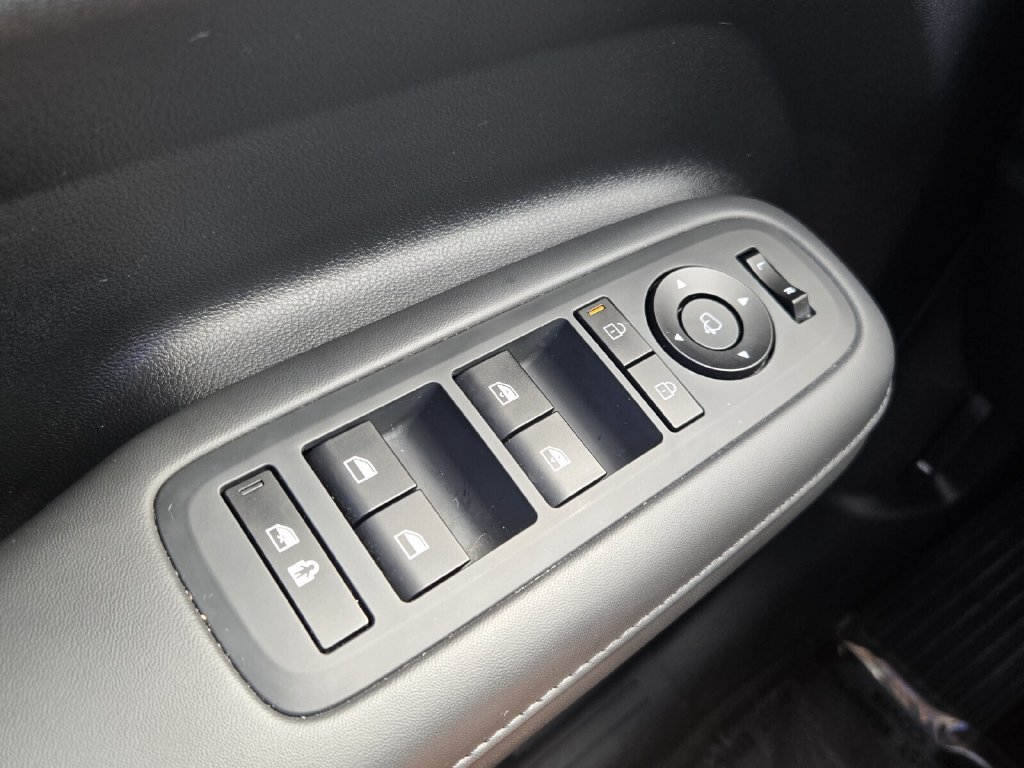 2026 Hyundai Santa Fe Limited - Photo 28