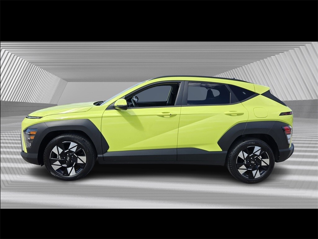 2024 Hyundai Kona SEL photo 2