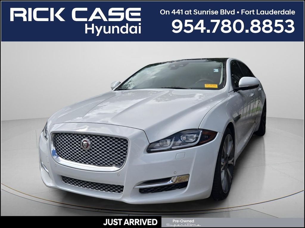 2019 Jaguar XJ XJL Portfolio's photo