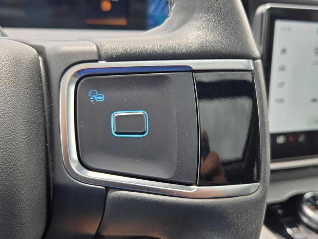 2025 Ford Expedition Active - Photo 27