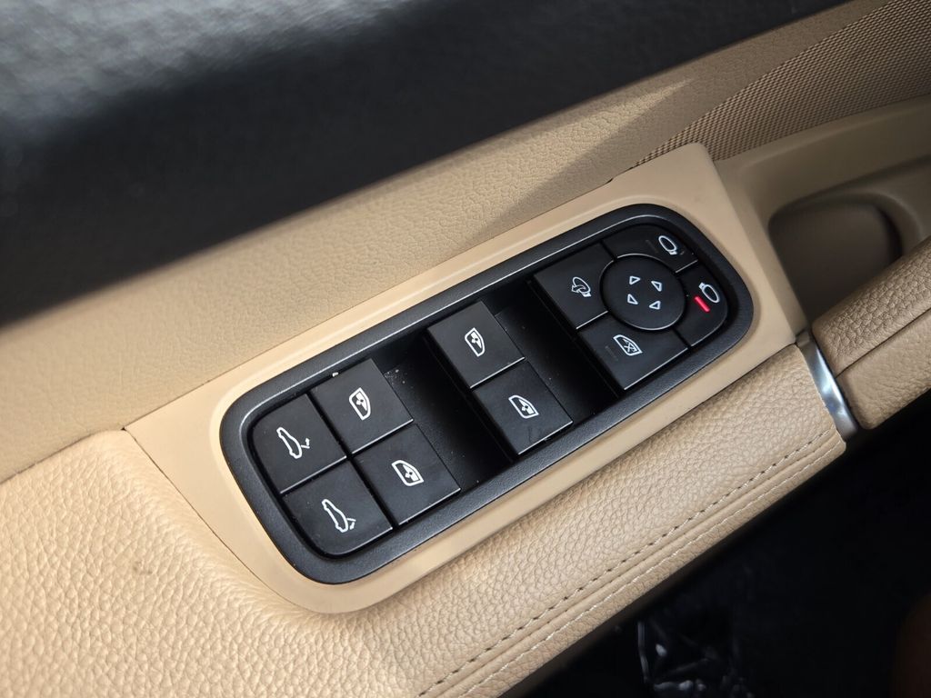 2022 Porsche Cayenne Coup Base - Photo 27