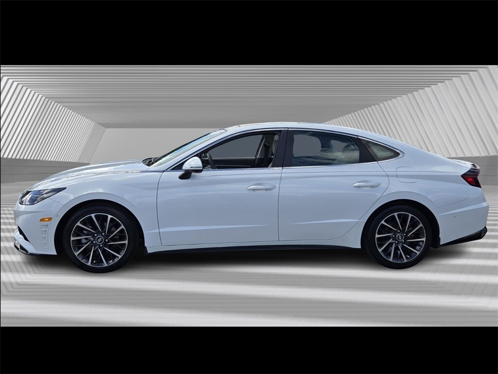 2023 Hyundai Sonata Limited photo 2