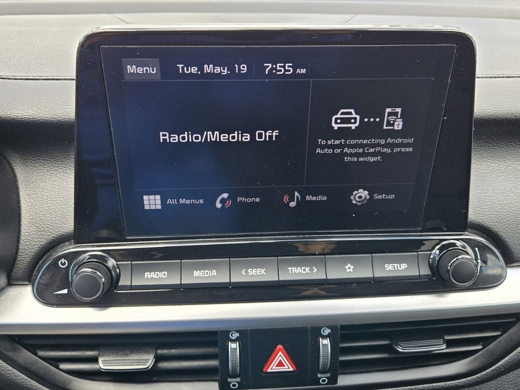 2024 Kia Forte LXS - Photo 18