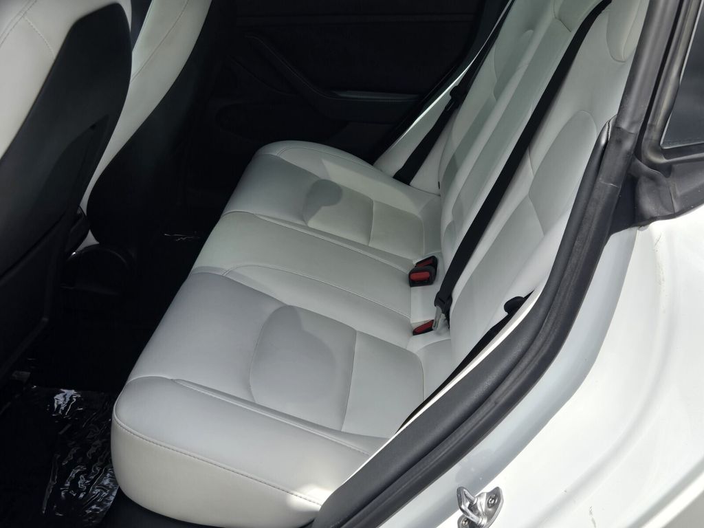2022 Tesla Model 3 Performance - Photo 11