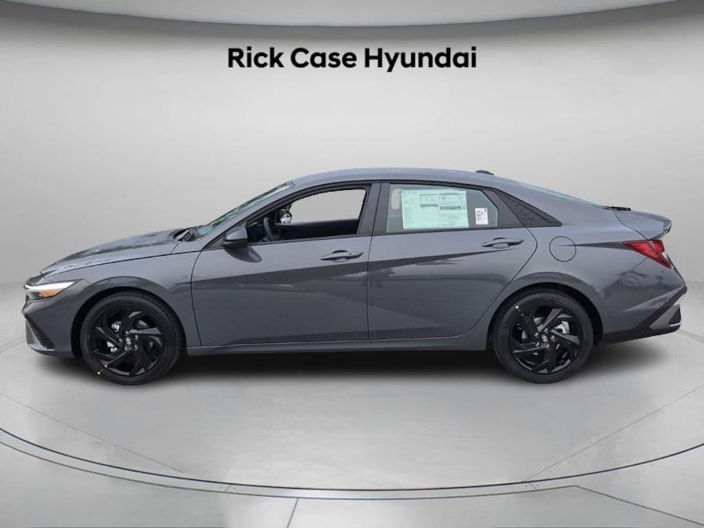 New 2026 Hyundai Elantra SEL Sport Sedan