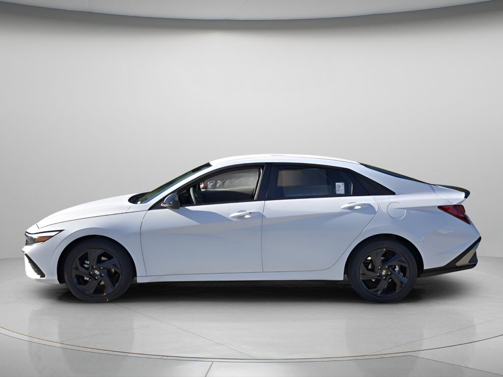 New 2026 Hyundai Elantra SEL Sport Sedan