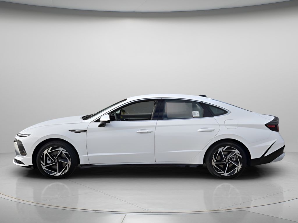 New 2026 Hyundai Sonata SEL Sport Sedan