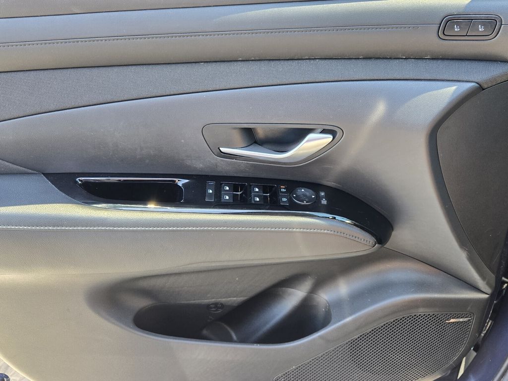 2025 Hyundai Tucson Limited - Photo 23