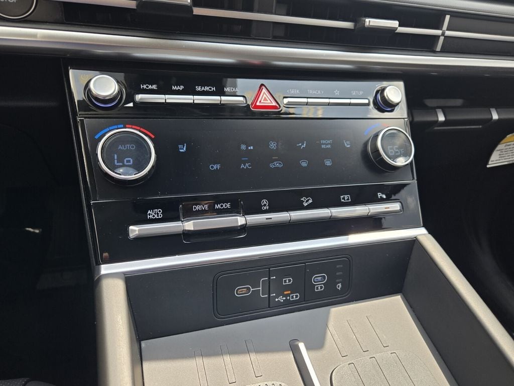 2026 Hyundai Santa Fe SEL - Photo 18