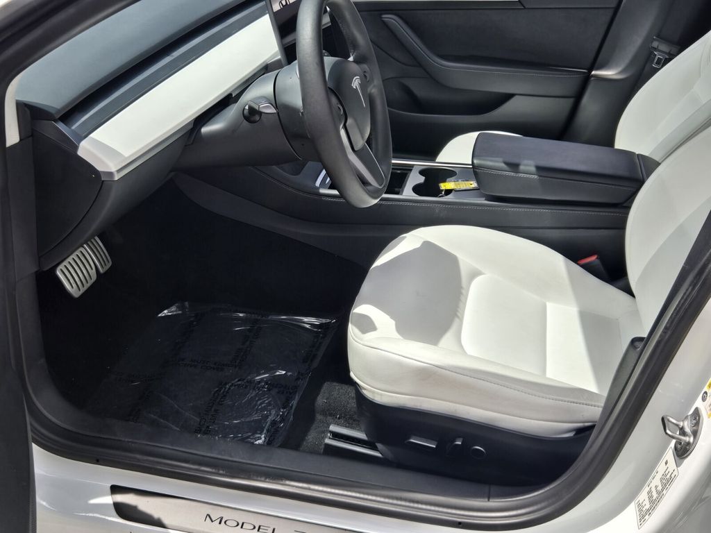 2022 Tesla Model 3 Performance - Photo 10