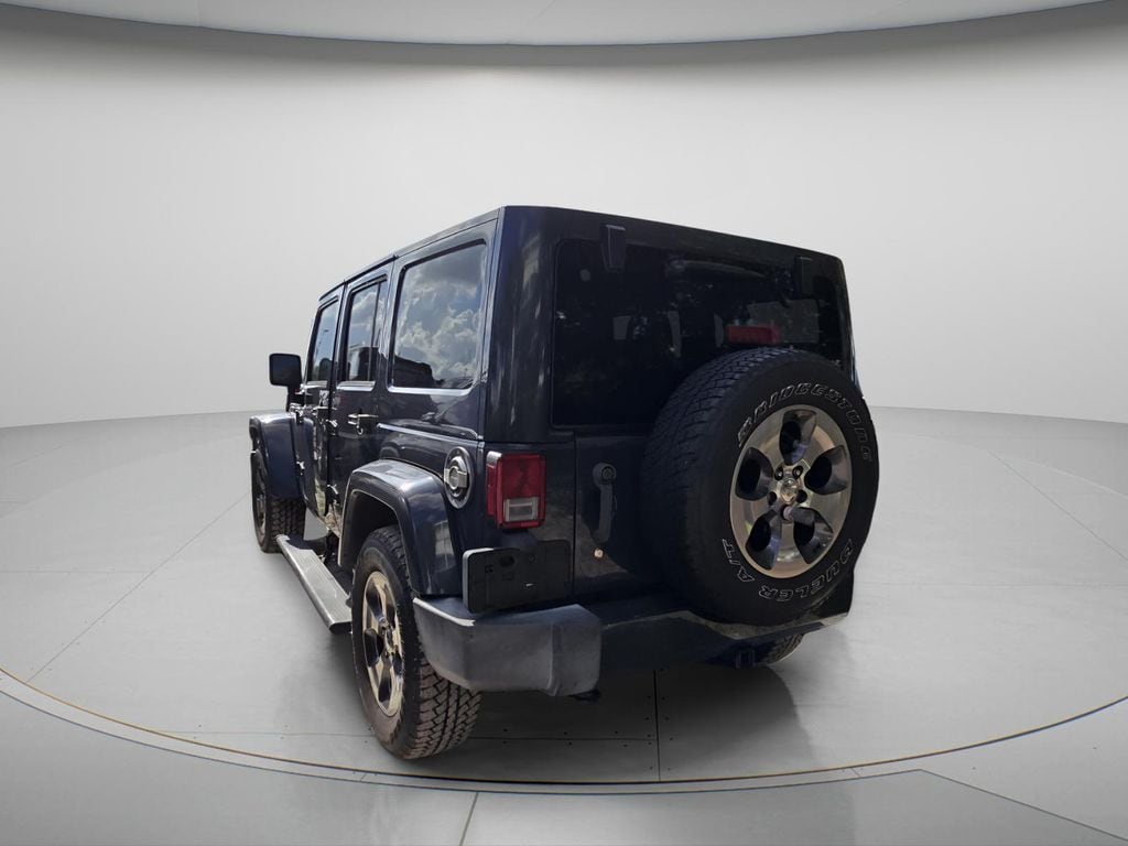 2016 Jeep Wrangler Unlimited Sahara - Photo 7