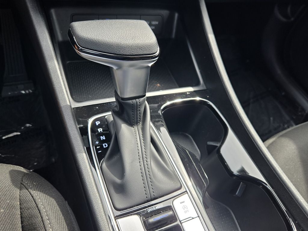 2026 Hyundai Tucson SEL - Photo 17
