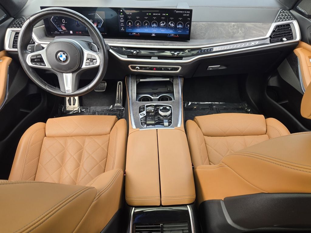 2023 BMW X7 40i - Photo 12