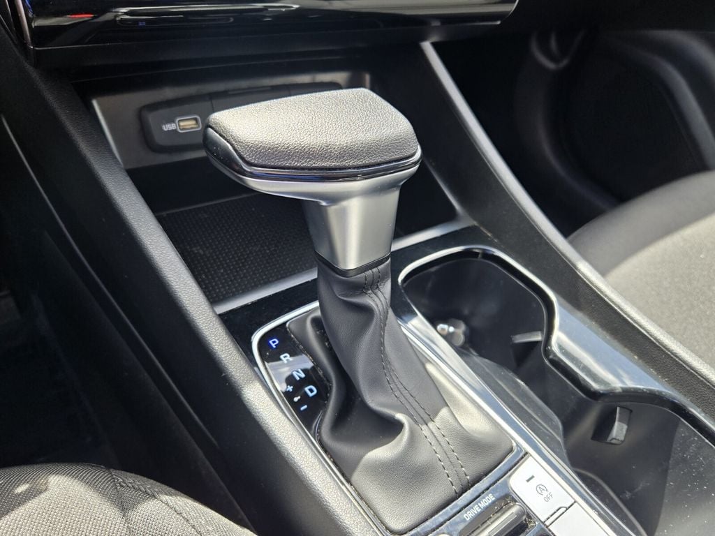 2024 Hyundai Tucson SE - Photo 18