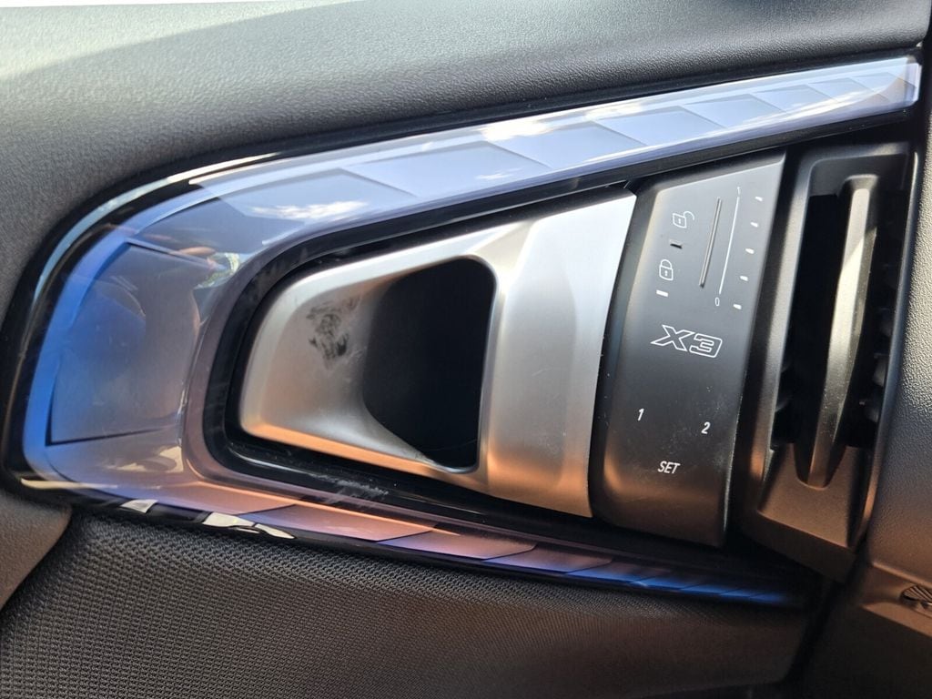 2026 BMW X3 30 - Photo 28