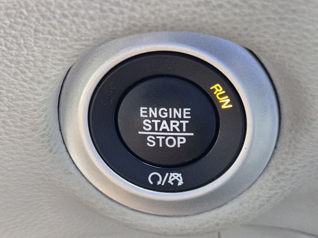 2024 Chrysler Pacifica Limited - Photo 27