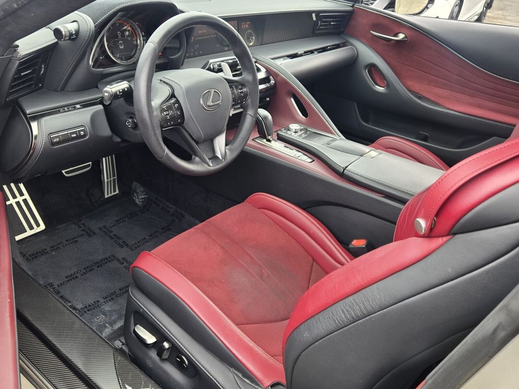2018 Lexus LC 500 - Photo 10