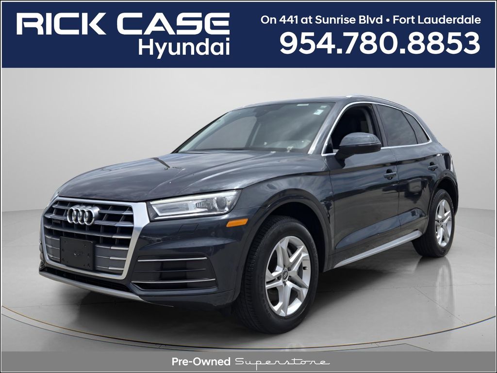 2019 Audi Q5 2.0T quattro S tronic Premium's photo