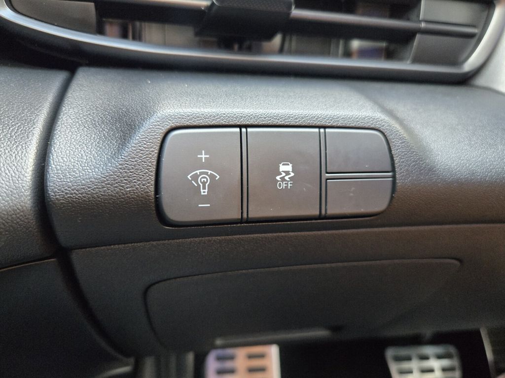 2025 Hyundai Elantra SEL - Photo 26
