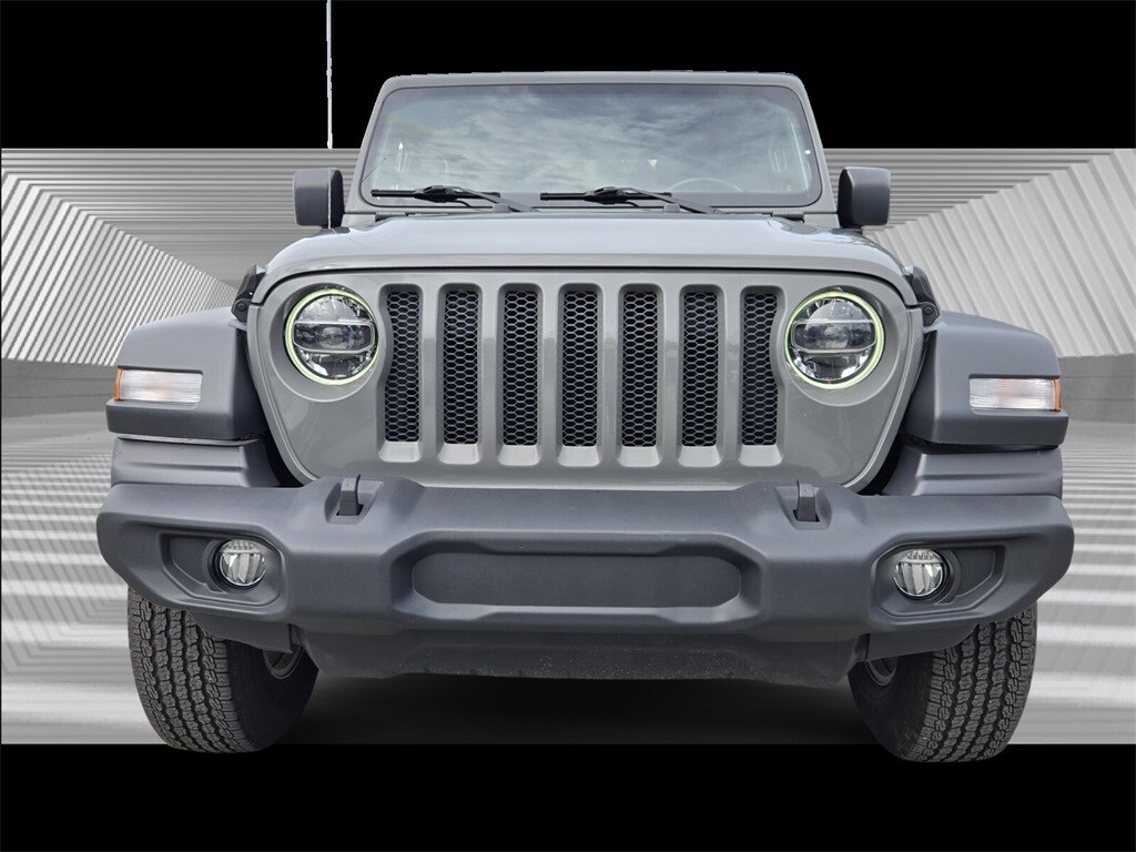 2021 Jeep Wrangler Sport S photo 3