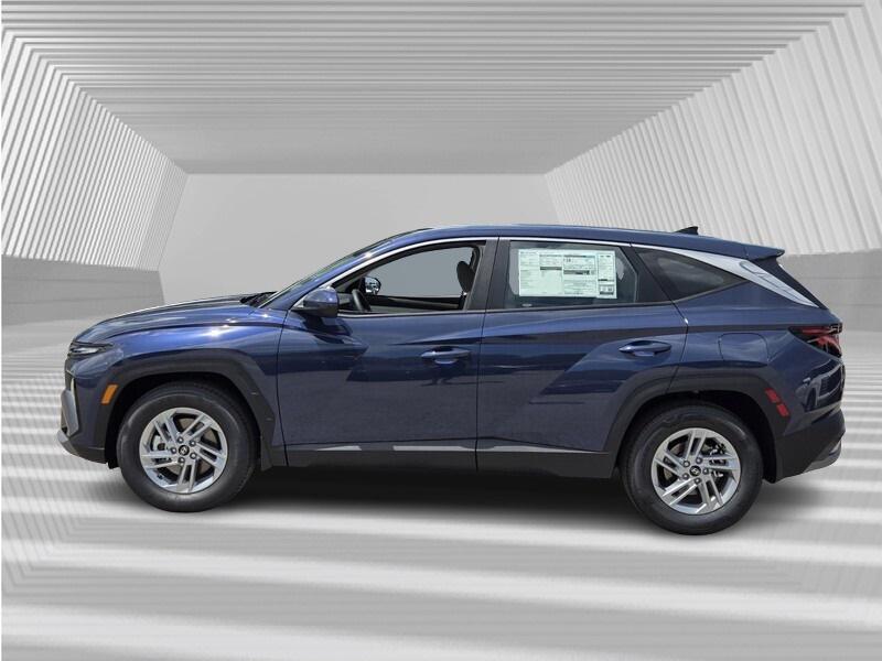 2026 Hyundai Tucson SE photo 2