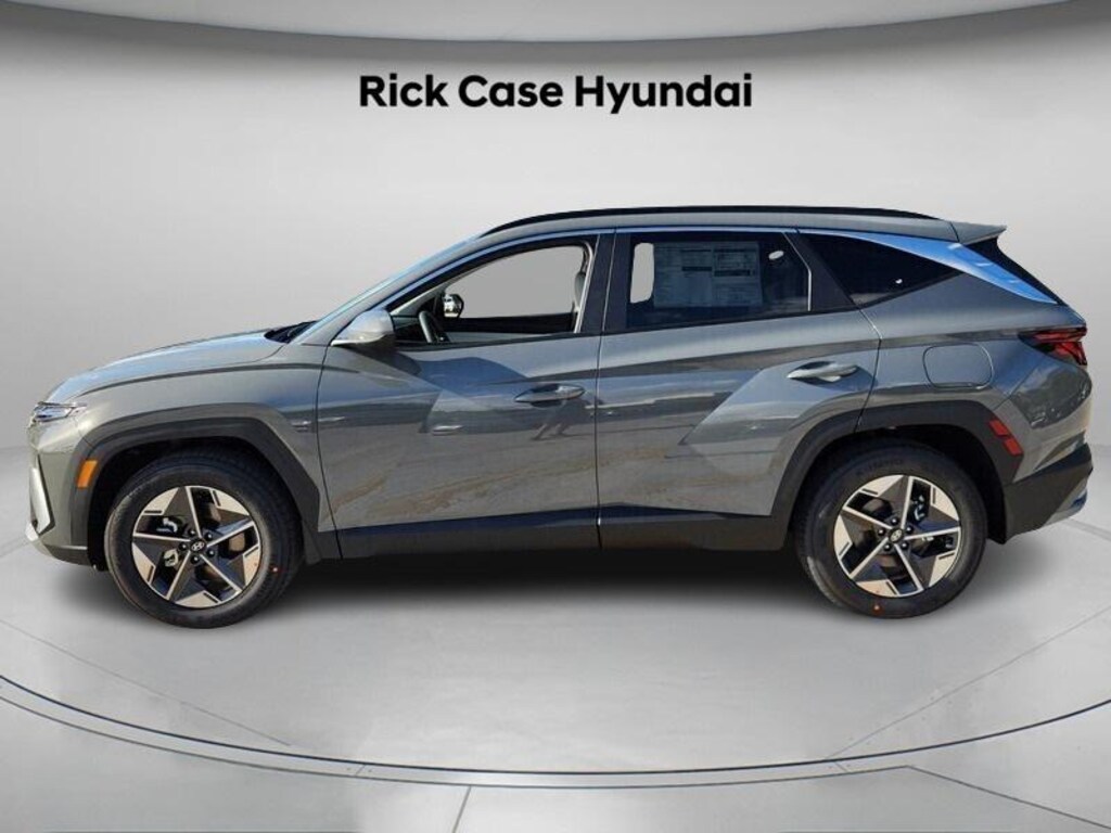 New 2026 Hyundai Tucson SEL Premium FWD SUV