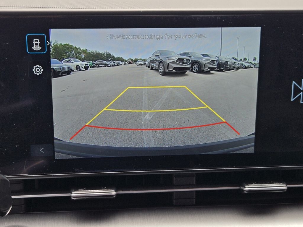 2025 Hyundai Kona SEL Convenience - Photo 19