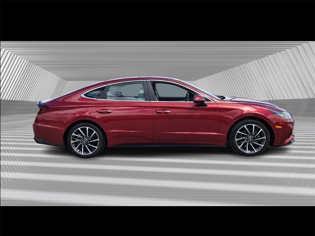 2023 Hyundai Sonata Limited photo 3