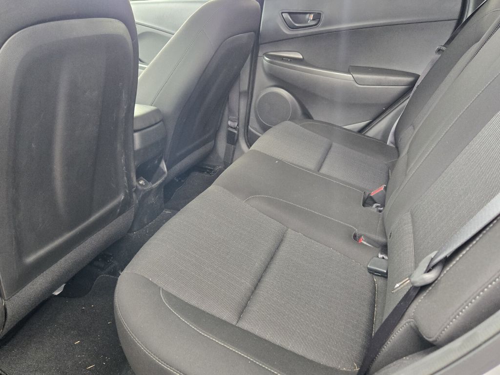2023 Hyundai Kona SEL - Photo 11