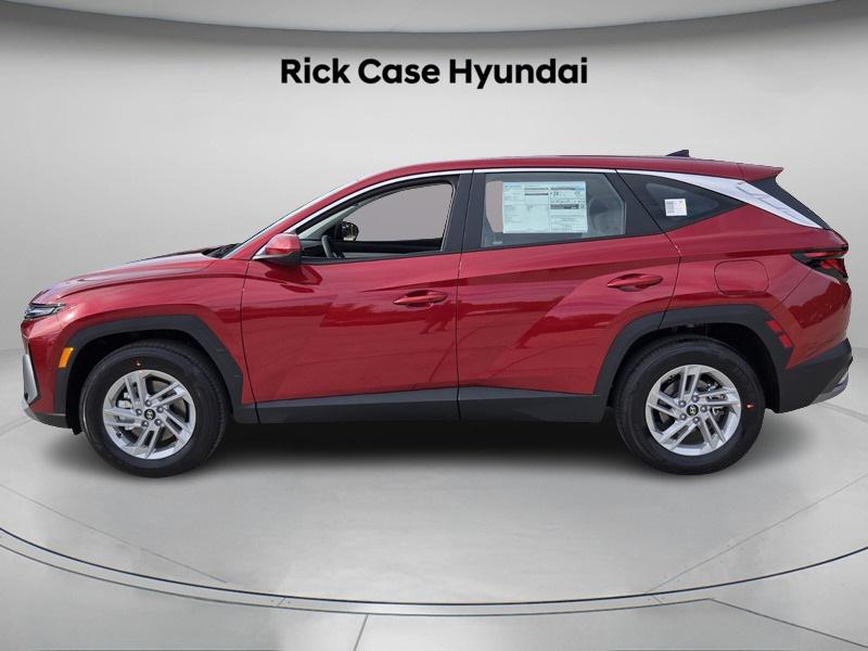 2026 Hyundai Tucson SE photo 2