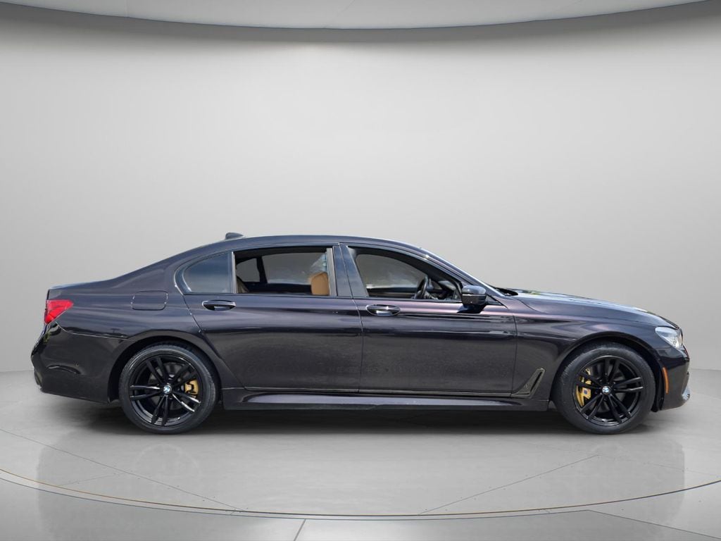Used 2018 BMW 750i xDrive Sedan