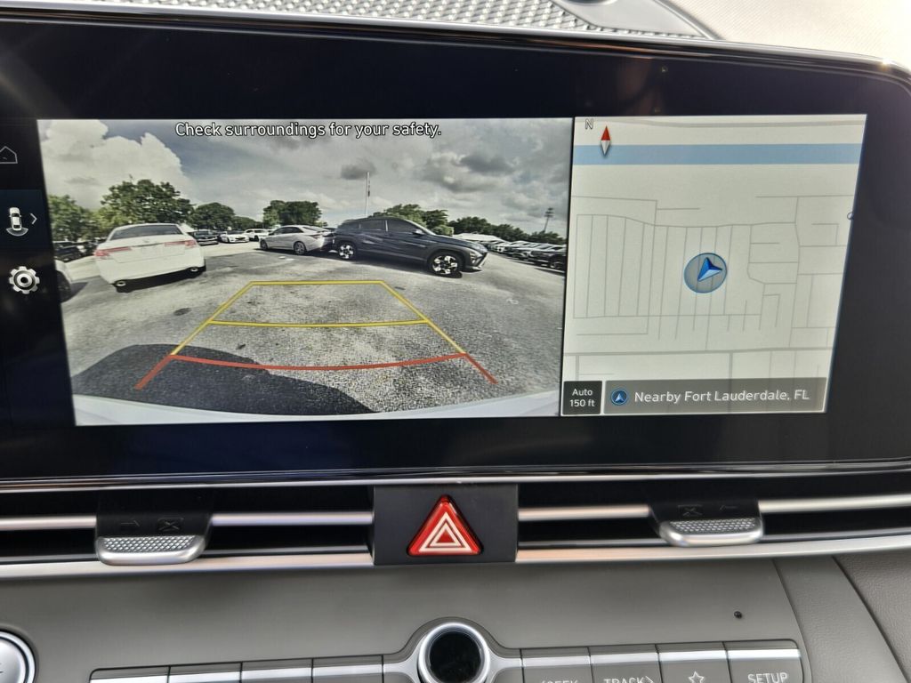 2025 Hyundai Elantra SEL - Photo 20