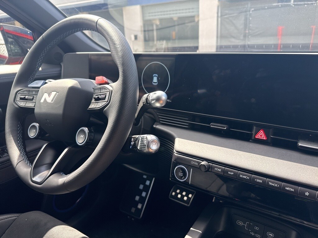 2025 Hyundai Ioniq N photo 4