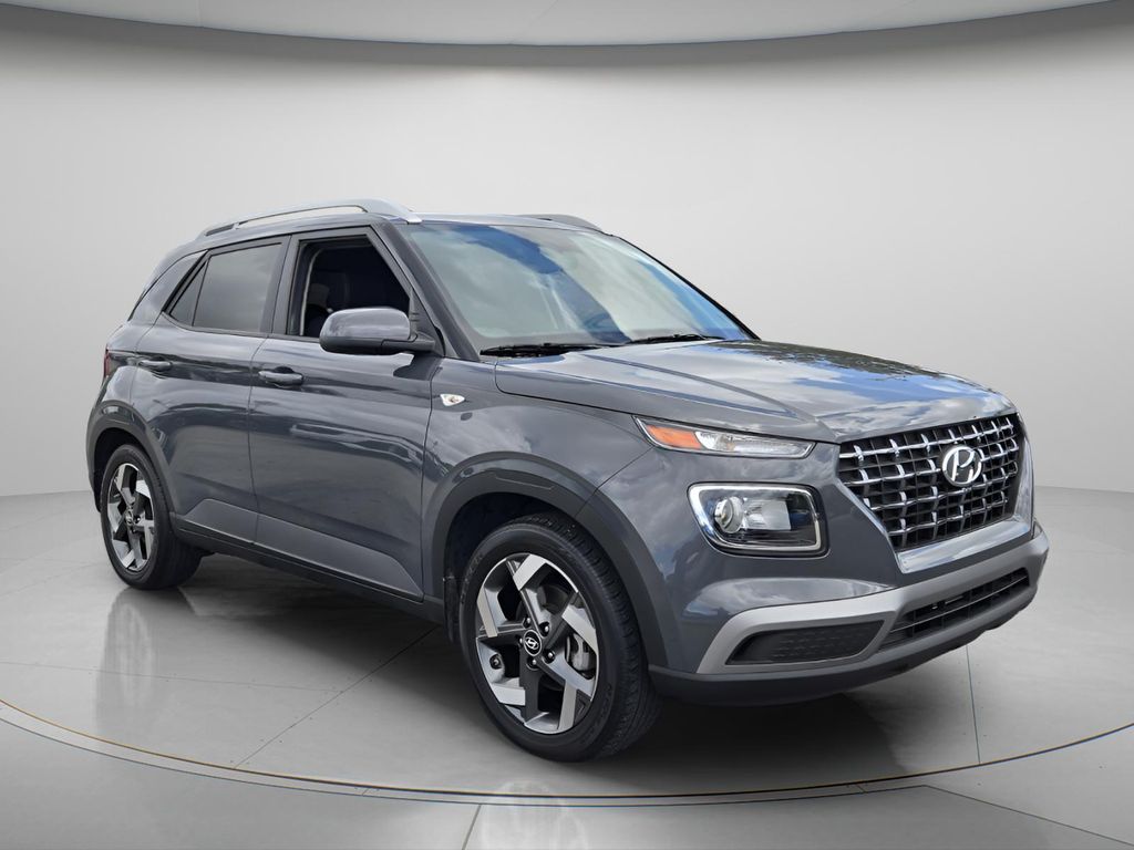 2024 Hyundai Venue SEL - Photo 9
