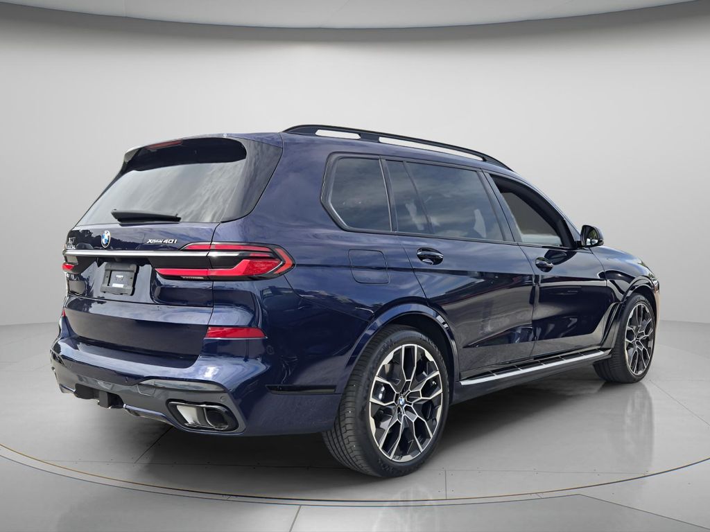 2023 BMW X7 40i - Photo 8