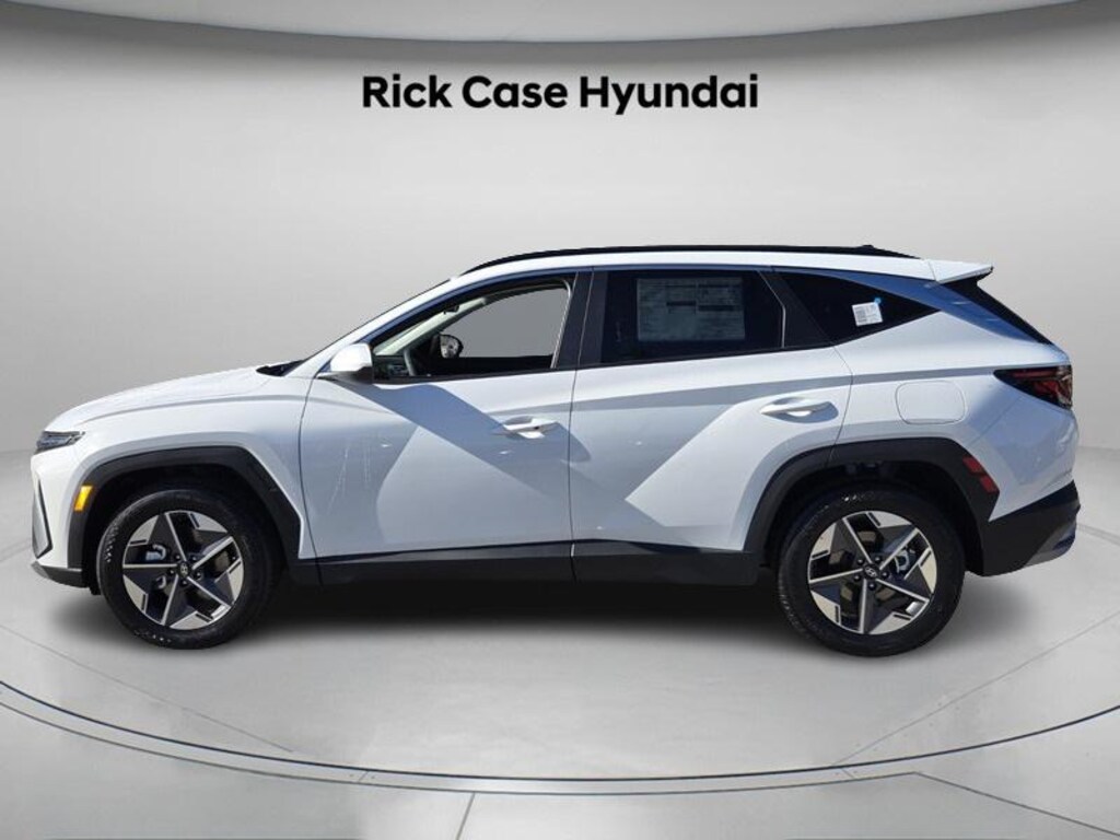 New 2026 Hyundai Tucson SEL FWD SUV