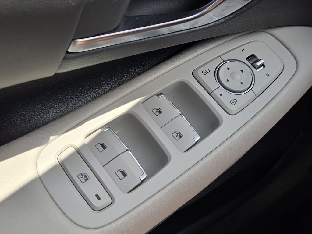 2022 Hyundai Sonata SEL - Photo 23