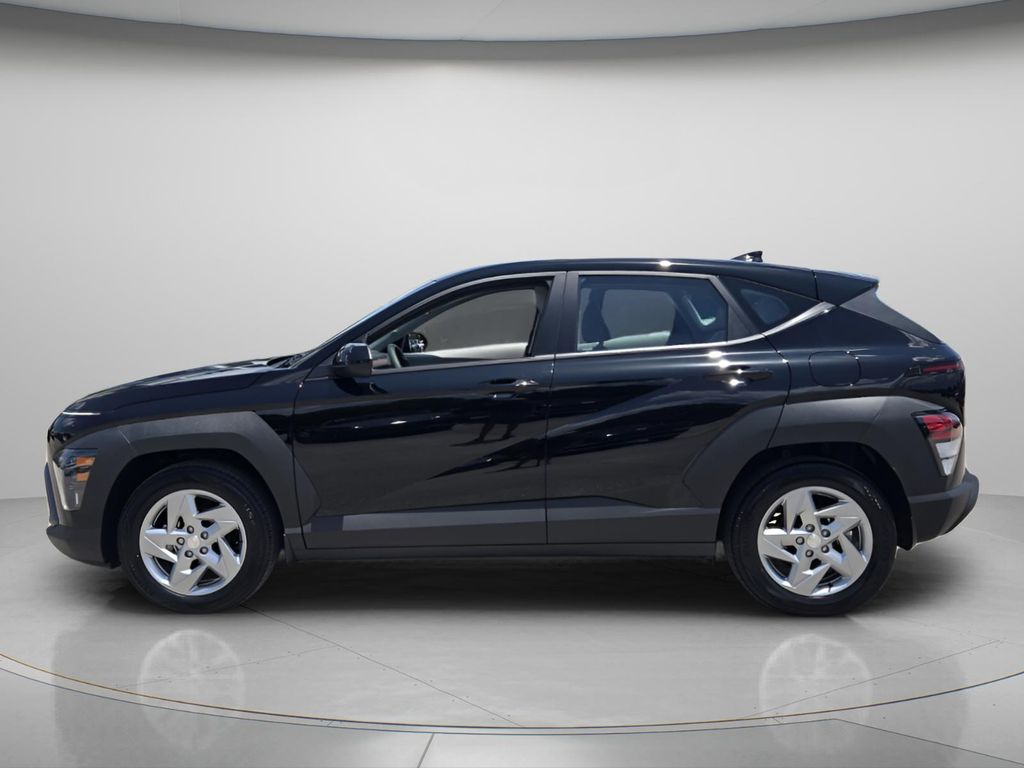 2026 Hyundai Kona SE - Photo 3