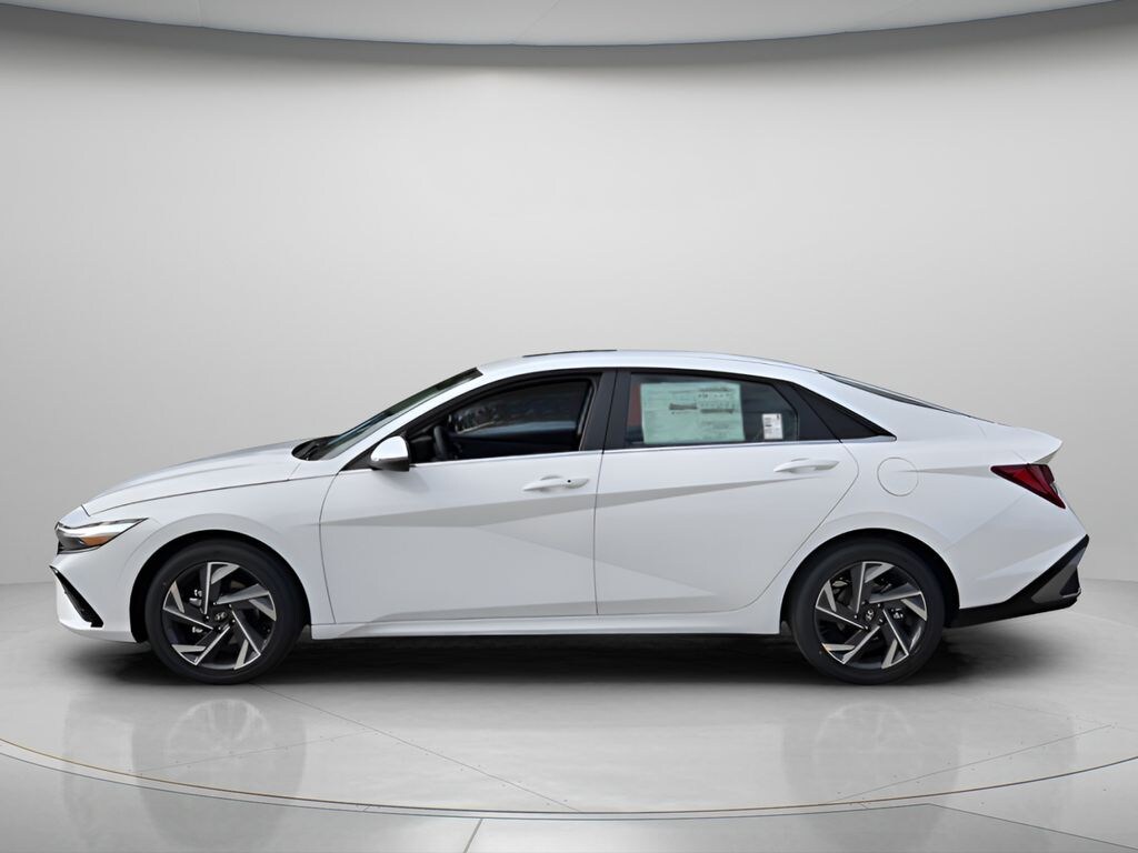 New 2026 Hyundai Elantra Limited Sedan
