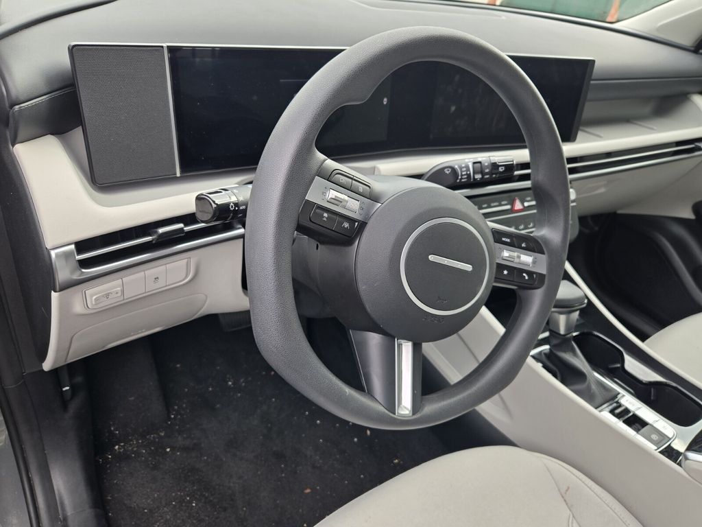 2026 Hyundai Tucson SE - Photo 10